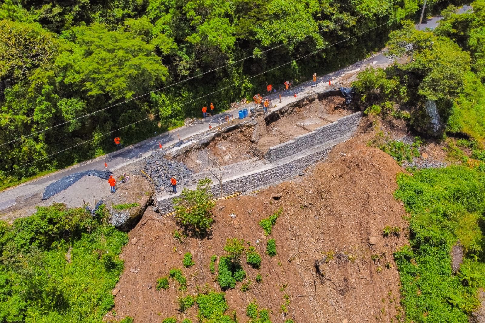 obra-de-mitigacion-en-comunidad-quezalapa-muestra-avance-del-87